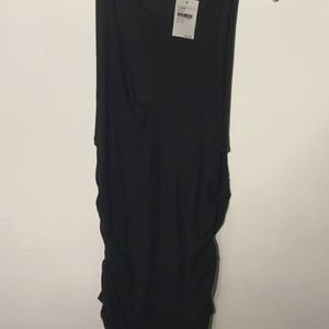 Black top with op5on the white size L